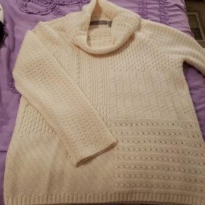 Cream liz Claiborne sweater.